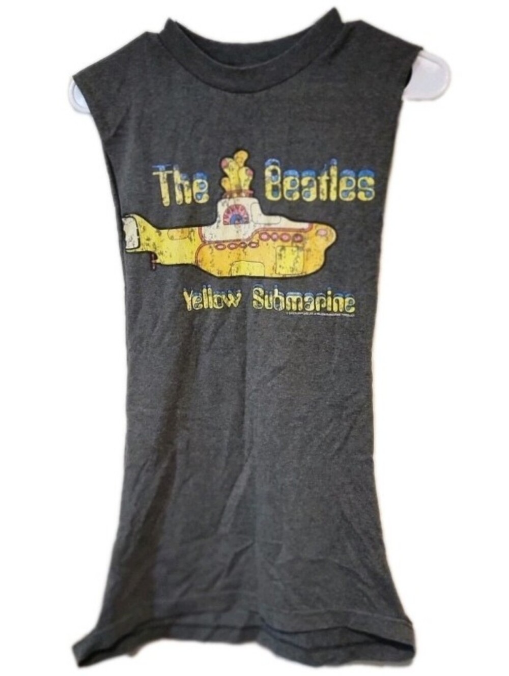 Vintage 2003 The Beatles Yellow Submarine Open Side Cut Out Muscle Tee Tank Top